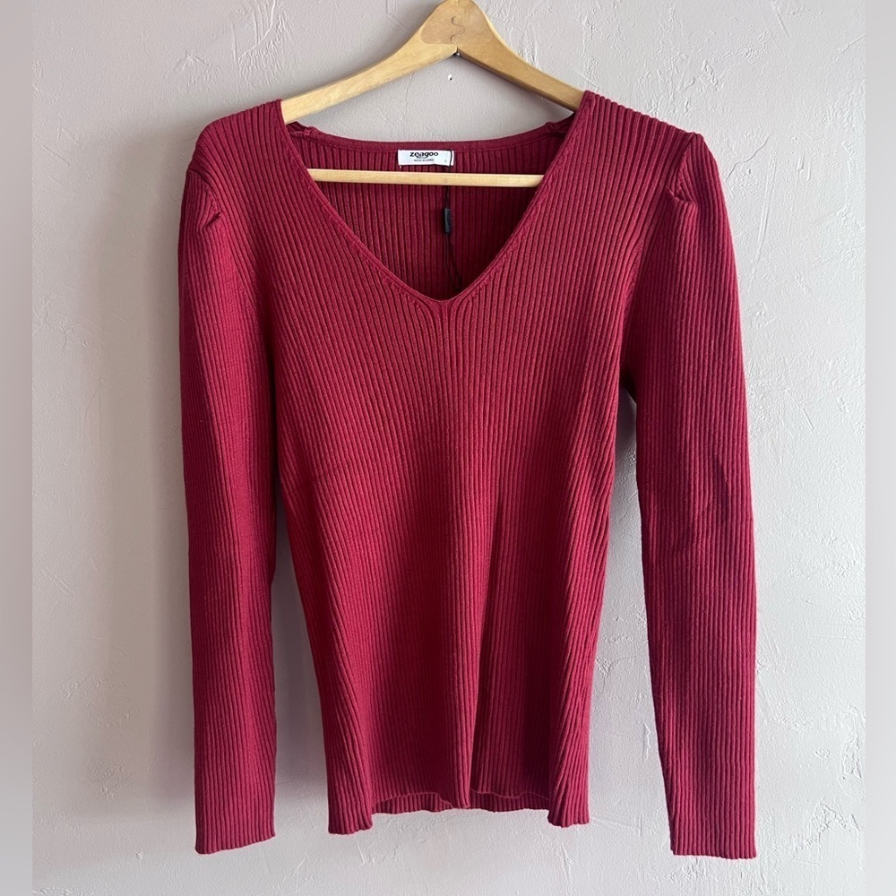 Deep Red V-Neck Ribbed Top, Size Large